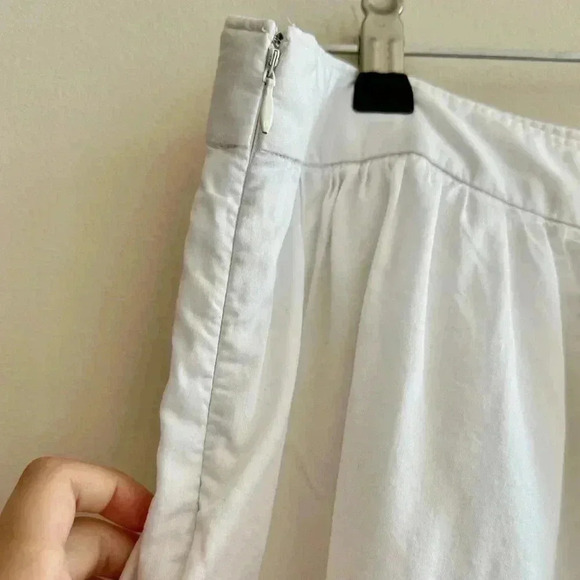 GAP White Flowy Airy Lattice Cutout A-Line Skirt, Minimalist Spring Skirt,Size 6 - Picture 9 of 16